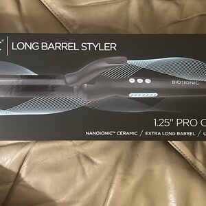 *Brand New* Bio Ionic Long Barrel Styler